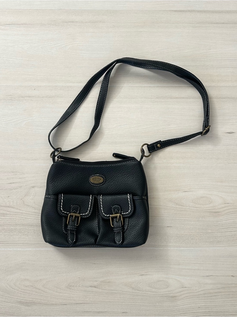 b.o.c. black shoulder bag